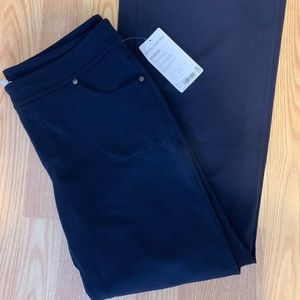 NWT Athleta Bettona classic pant Navy